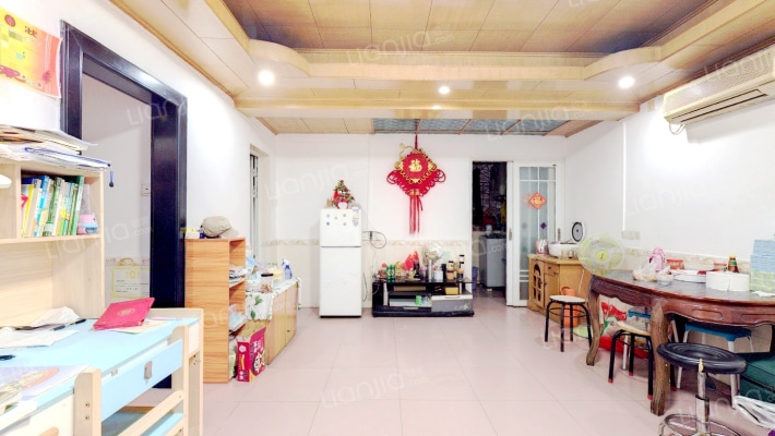 鹤龙二路二手房实景图