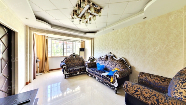 嘉都苑二手房实景图