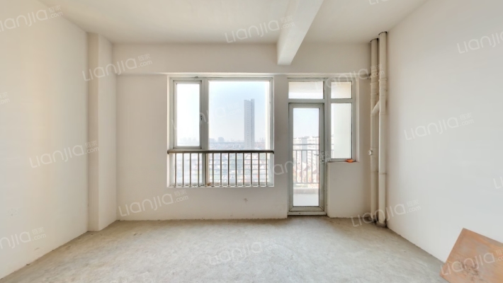 绿地中山铂邸二手房实景图