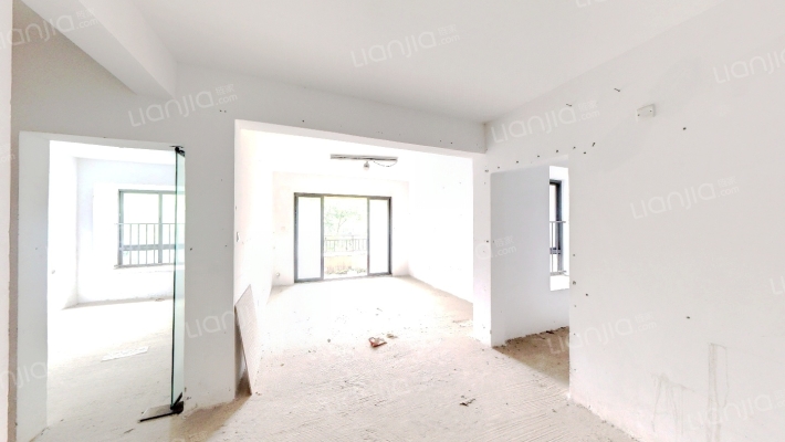 龙湖嘉誉一期二手房实景图