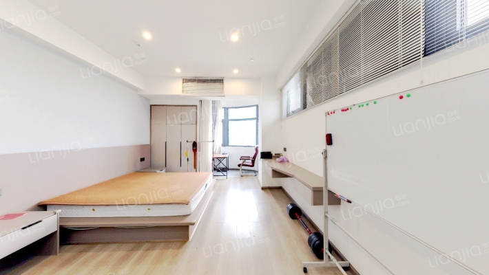 中国轻纺城跨境电商中心二手房实景图