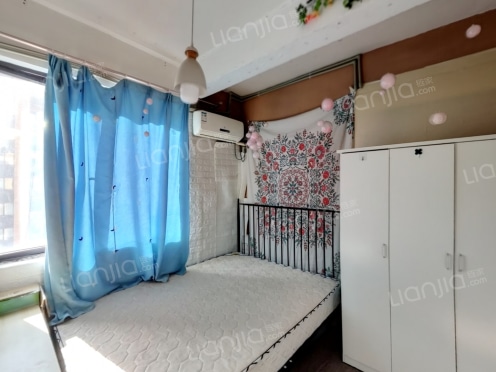 合租·紫金一品 3居室 东/东南卧