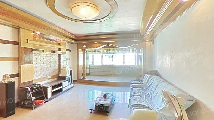 嘉华花苑二手房实景图