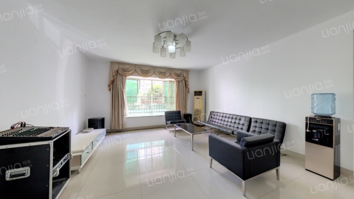 民族大道气象小区二手房实景图