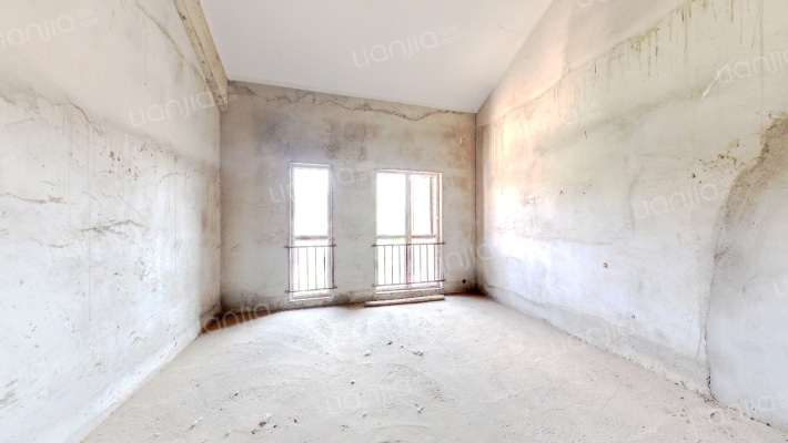 伊托邦麓山郡二手房实景图