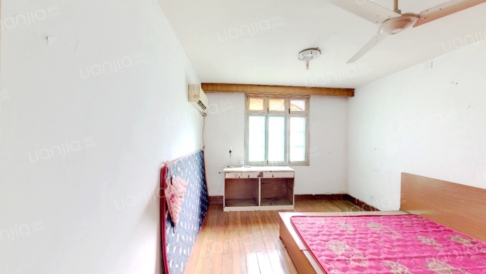 西园新村区政府宿舍二手房实景图