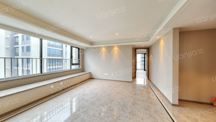 风荷叠翠府二手房实景图