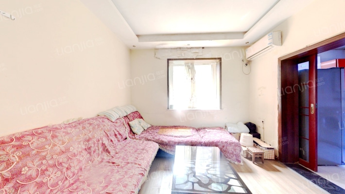 江边村二手房实景图