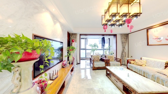 普罗旺世七期温泉别墅二手房实景图