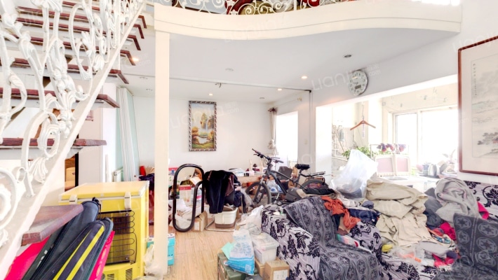 优派对小区二手房实景图