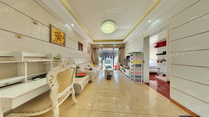 中信龙盛广场二手房实景图