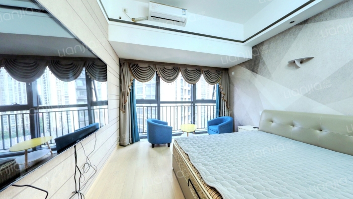 金地中心公寓二手房实景图