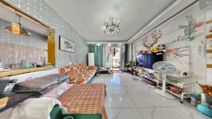 加州阳光二手房实景图