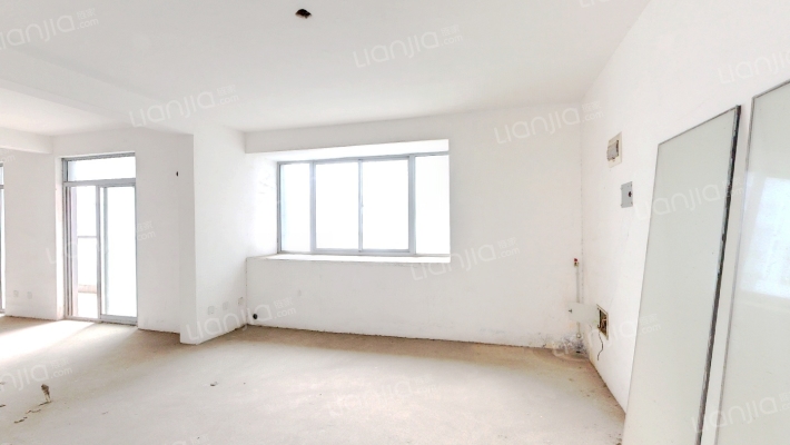 谐水湾二手房实景图