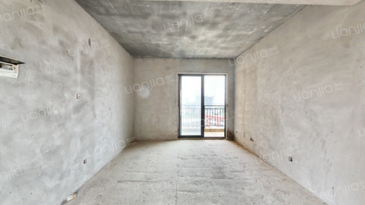 穗丰金湾二手房实景图