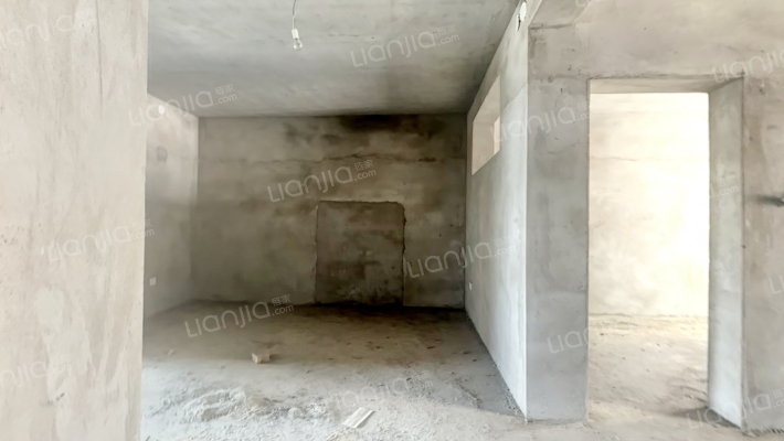 广场花园二手房实景图