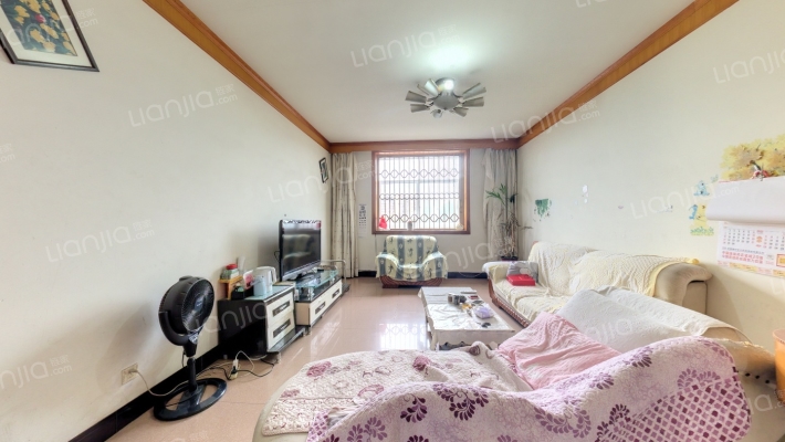 红石一街二手房实景图