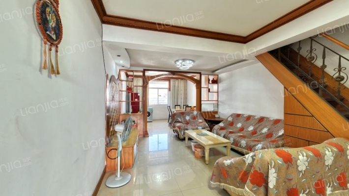 四季植物花园二手房实景图