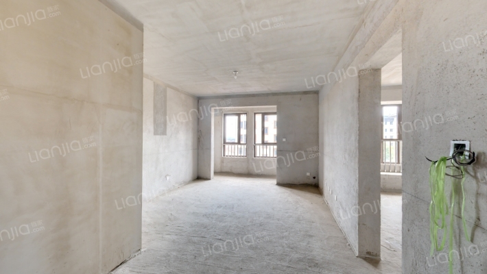 圣世宫二手房实景图