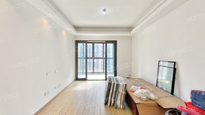 新澎湃国际社区二手房实景图