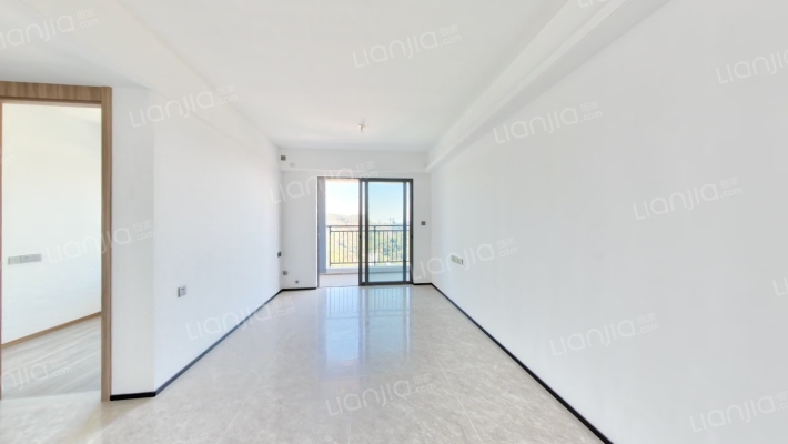 越秀滨海花城二手房实景图