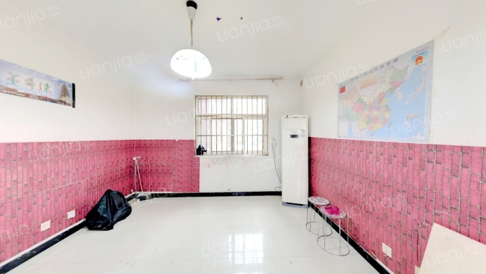 融发心园二手房实景图