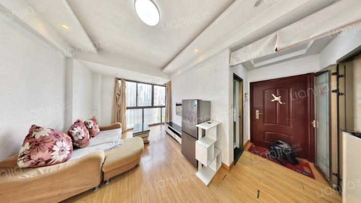 达观国际二手房实景图