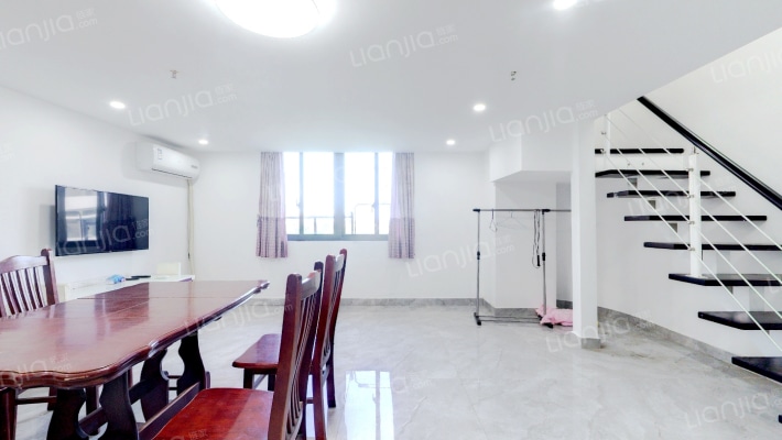 宝鸿商业广场二手房实景图