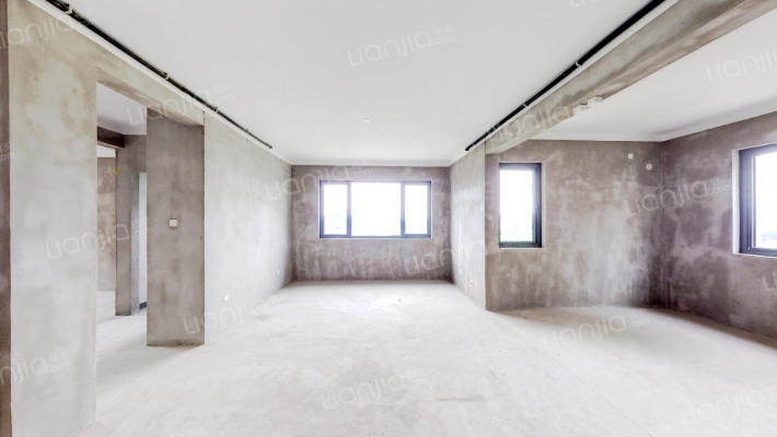 丁山华庭二手房实景图