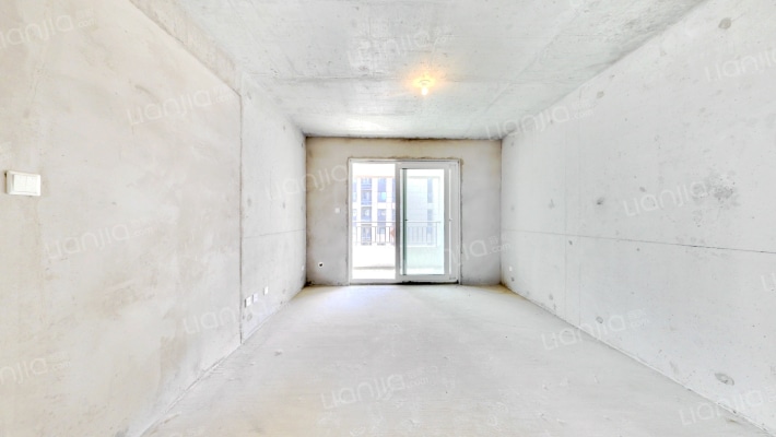 保利曲江春天里二手房实景图