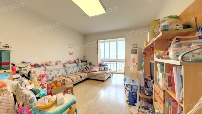 警苑二手房实景图