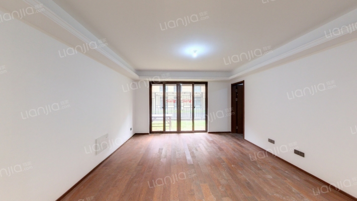 溪畔花园二手房实景图