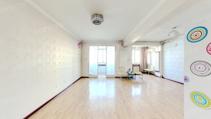 蓝天翠园二手房实景图