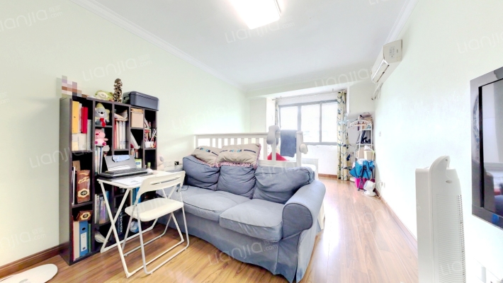 阳曲路650弄二手房实景图