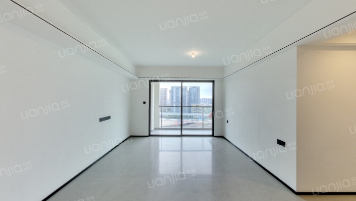 三龙湾保利和颂二手房实景图