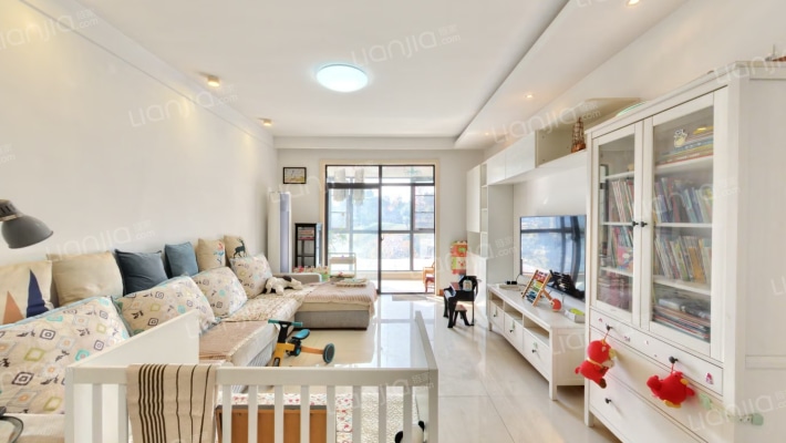 中央美郡二手房实景图