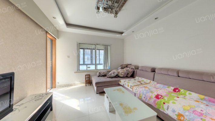 青年城二手房实景图