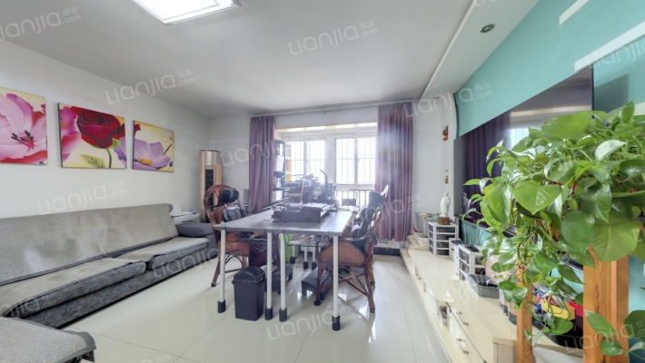 景染名居二手房实景图