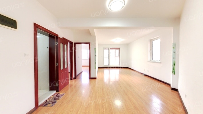 香海上峰二手房实景图