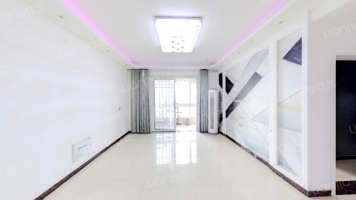 奥特花园二手房实景图