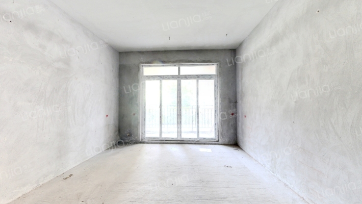 溪岸新居二手房实景图