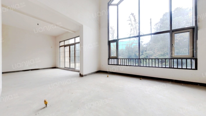 佘山东紫园二期（玲珑华府）二手房实景图