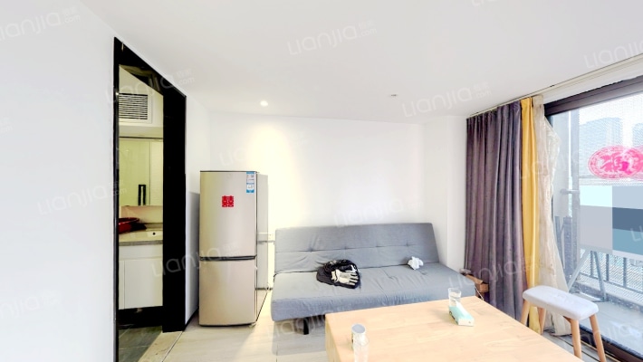 恒威海上跃公馆二手房实景图