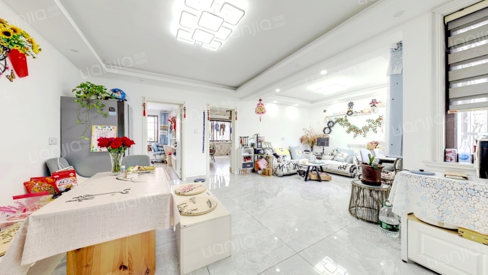 山龙新村二手房实景图