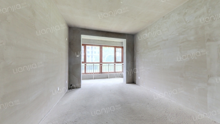 品质社区，不临街，房本满二，全南两居，看房有钥匙-客厅