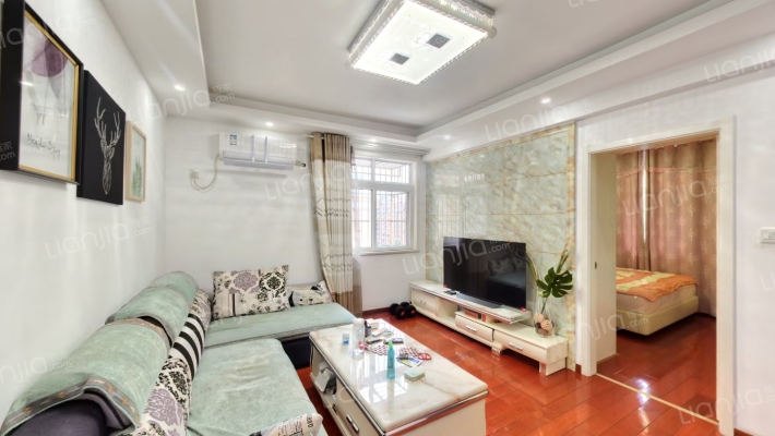 龙江庭苑A区二手房实景图