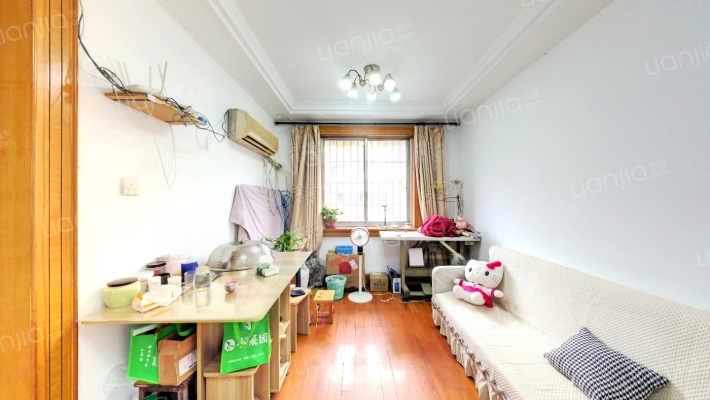 新秀苑二手房实景图