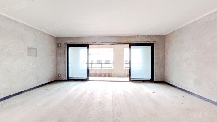 鲁能泰山7号七街区二手房实景图