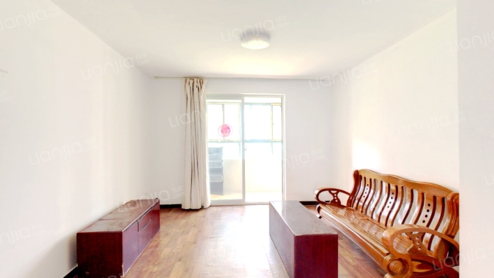 学府花园二手房实景图