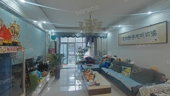 森林湖畔二手房实景图